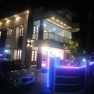 Holiday home Sowparnika N.v Nagar Peroorkada
